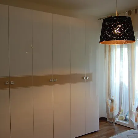 アパート Elegance *